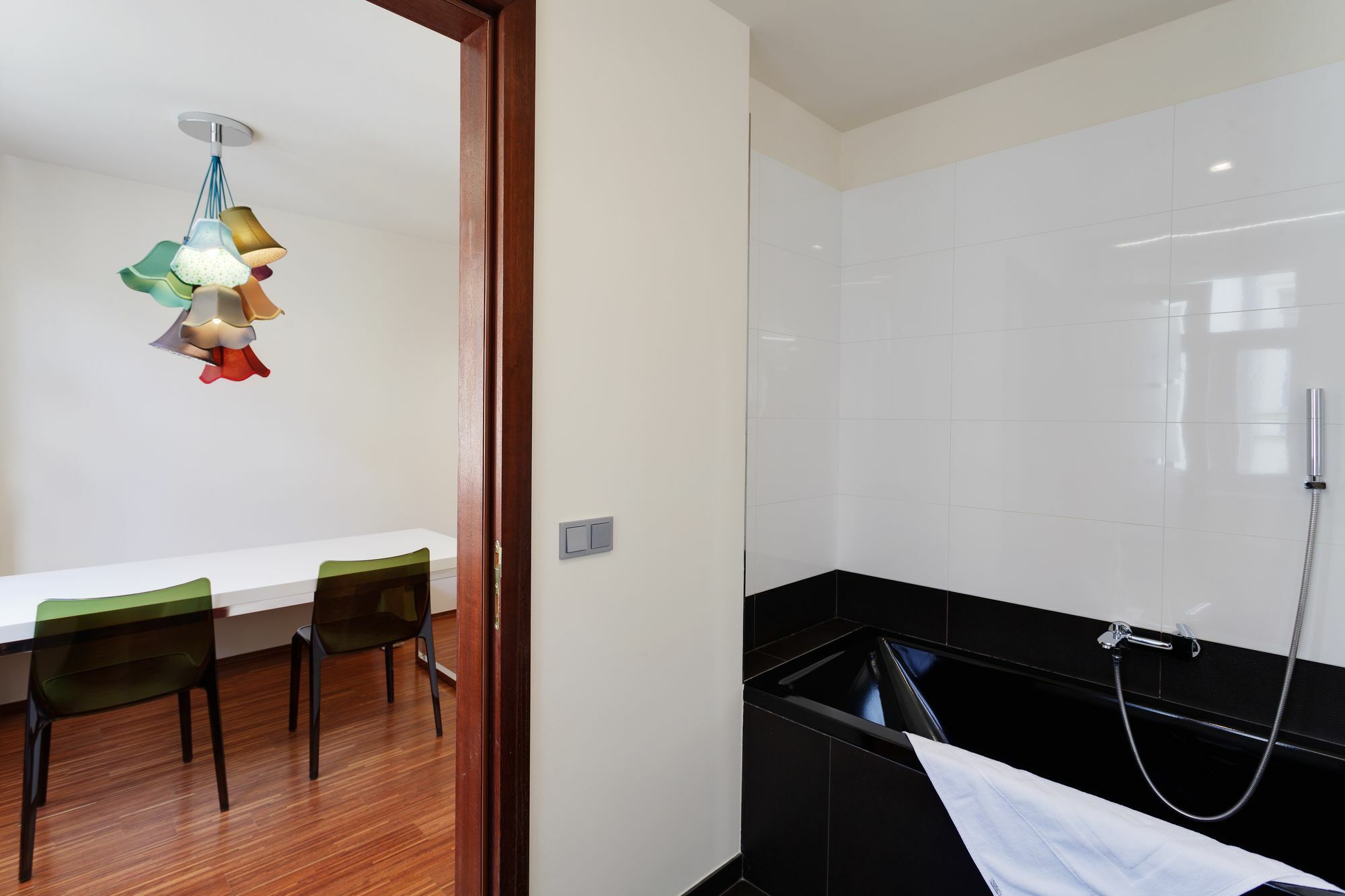 Empirent River Apartment *
